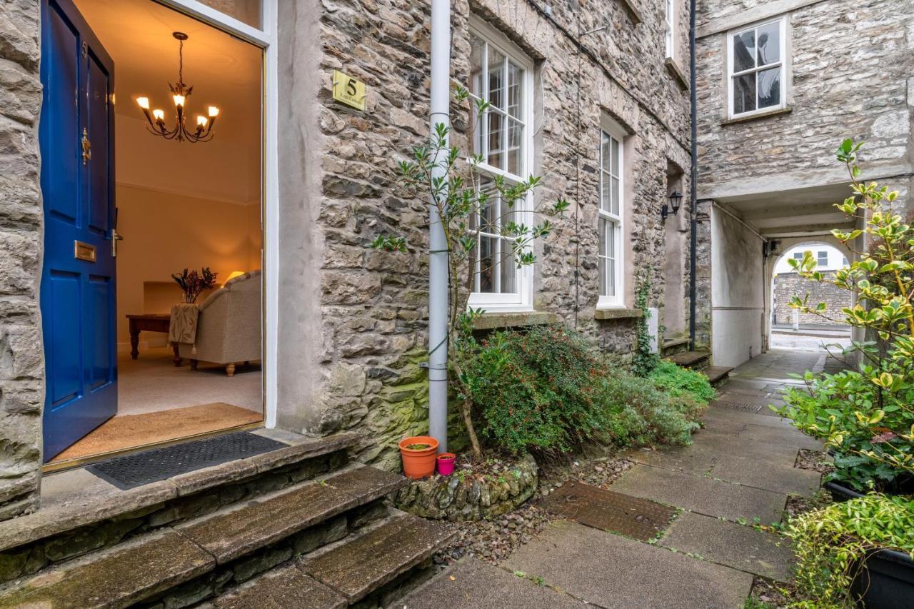 Kent Cottage - Town Centre, With Parking 켄달 외부 사진
